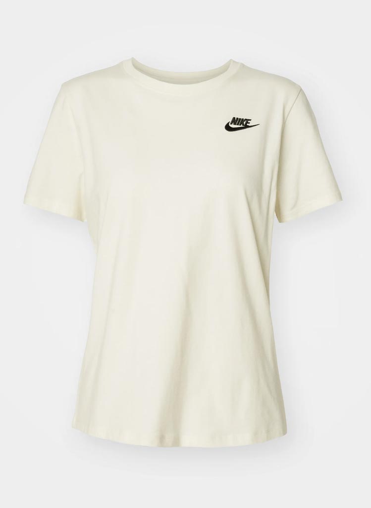 Club Essentials Stutterma - The Nike Tee