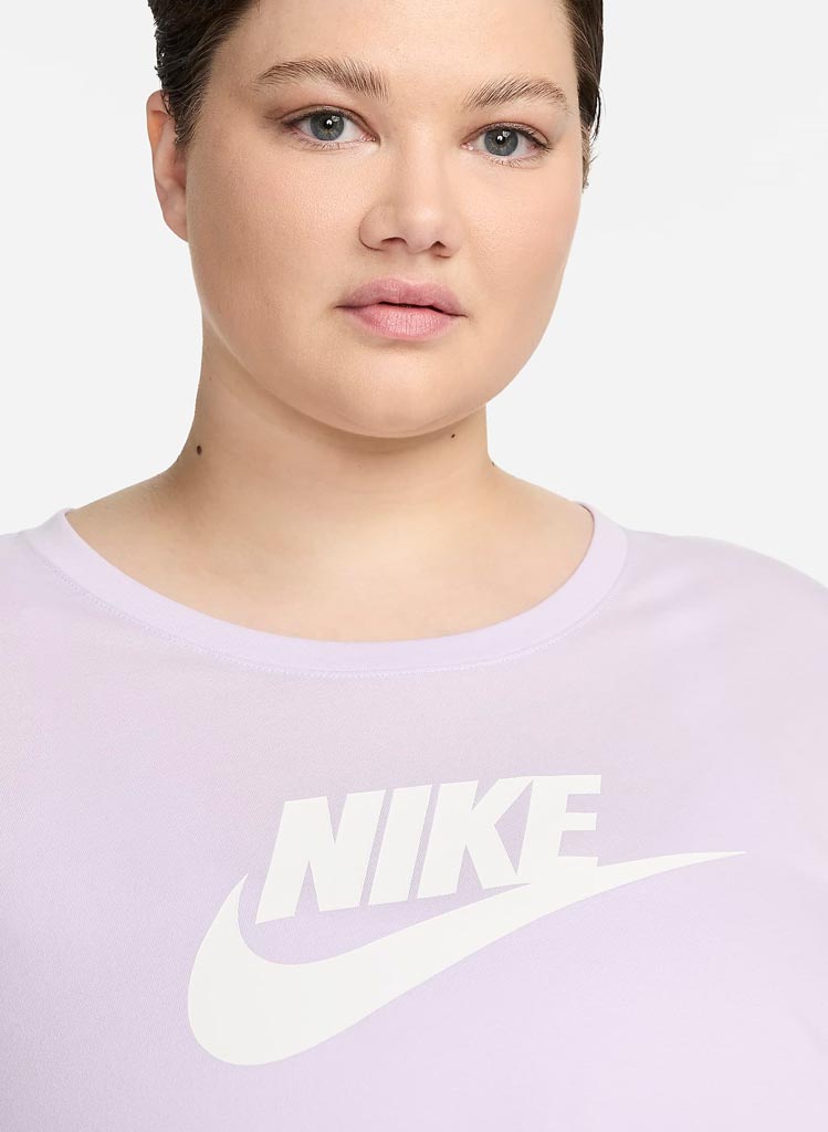 Logo Essentials Stutterma - The Nike Tee