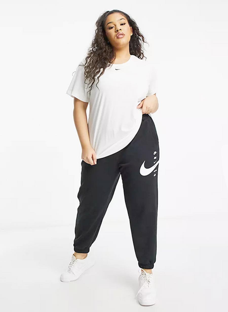 Oversize Nike TEE